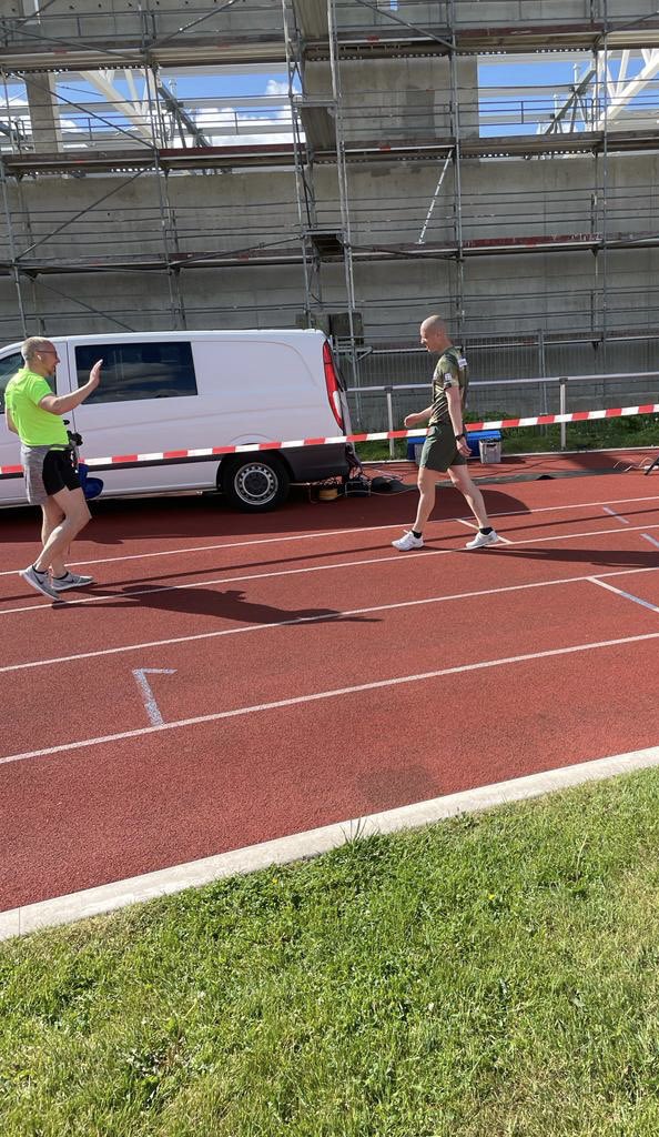 Bundeswehr in der Gesellschaft! Sonntag: Volkslauf in Neustadt am Rübenberge als #Sportkamerad für die #Bundeswehr. #VersBtl141 <a href="/bundeswehrInfo/">Bundeswehr</a> <a href="/BMVg_Bundeswehr/">Verteidigungsministerium</a> <a href="/Deutsches_Heer/">Heer</a>