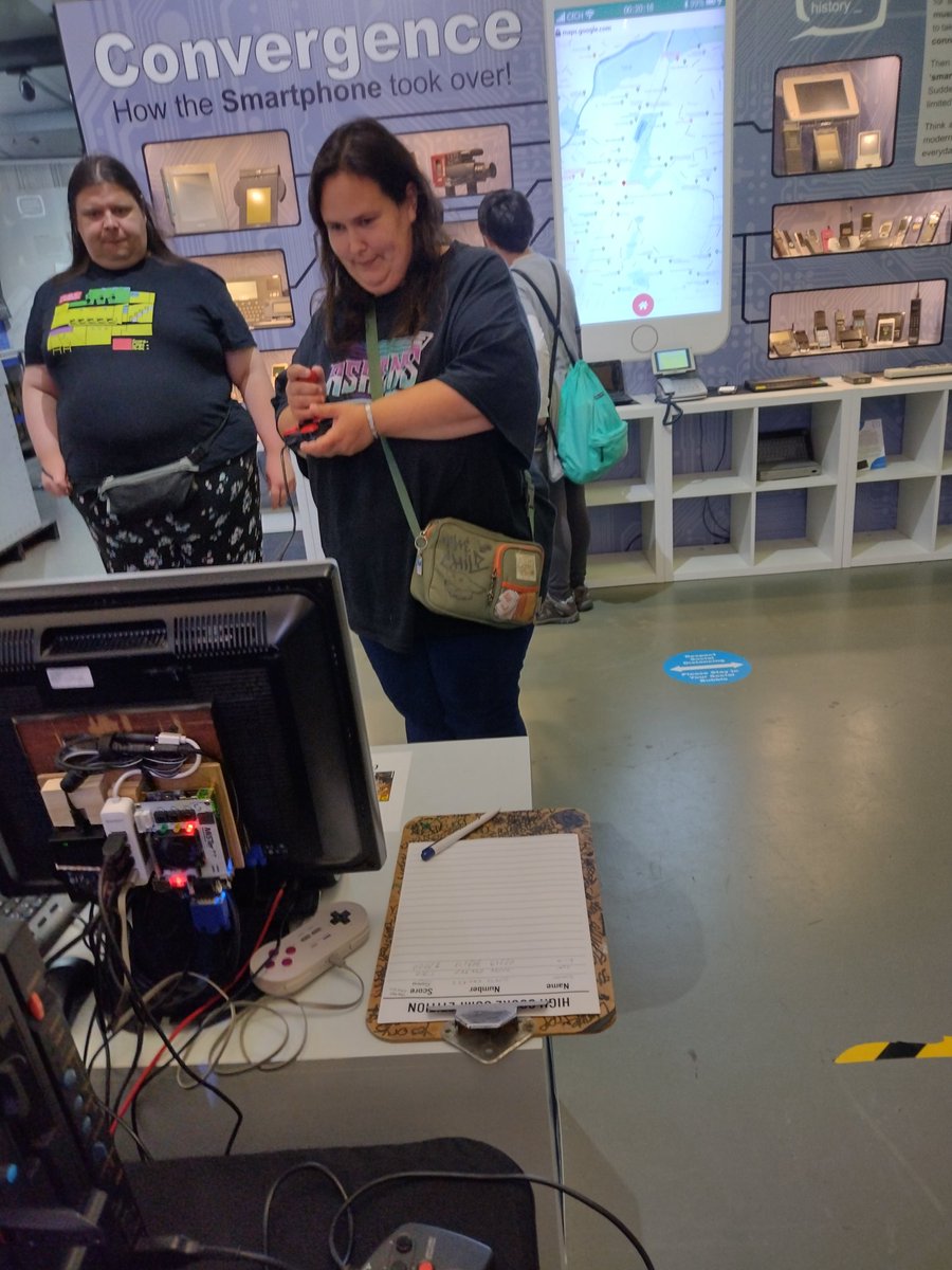 A few pics from our stand and the great people at the Cambridge computer festival yesterday. #cronosoft <a href="/computermuseum/">Computing History</a> <a href="/KimxxxJustice/">Kim Justice | twitch.tv/kim_justice</a> <a href="/AnitaUllyatt/">Anita_Cronosoft</a>