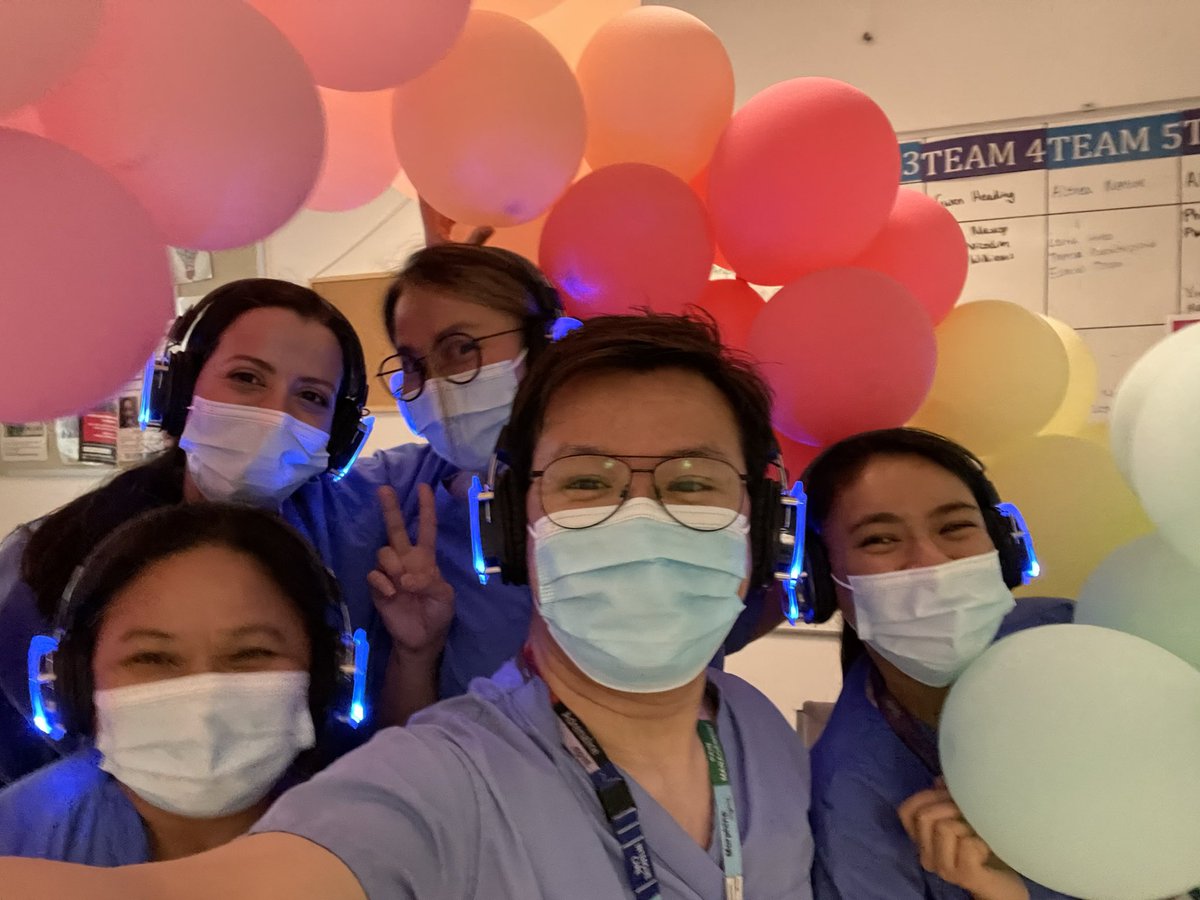 rhod_O's tweet photo. Silent disco-ing is the best way to end a night shift in @teamaccu #waystowellbeing #silentdisco #wellbeing #nurses #itunurses https://t.co/DuVGKR4Z72