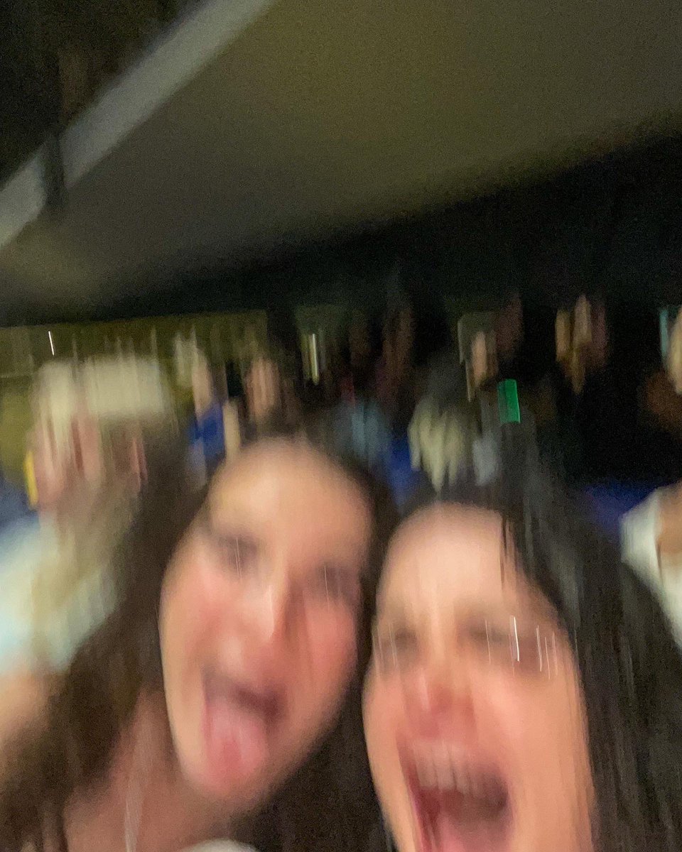 anniegeniius's tweet photo. …wherever you go…there you are! #OneNightOnlyNY @HSHQ @Harry_Styles https://t.co/T0qtyt4yy1