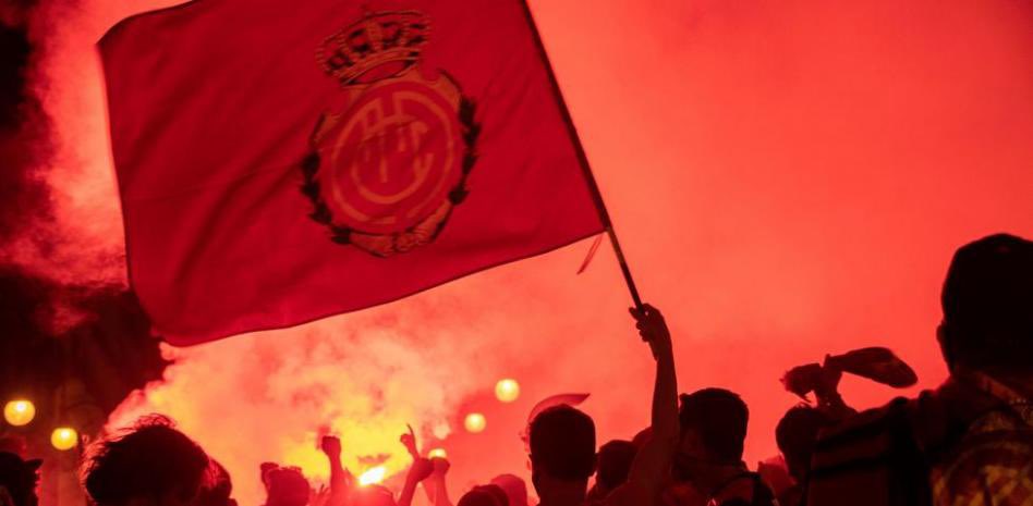 biel company vives tweet media