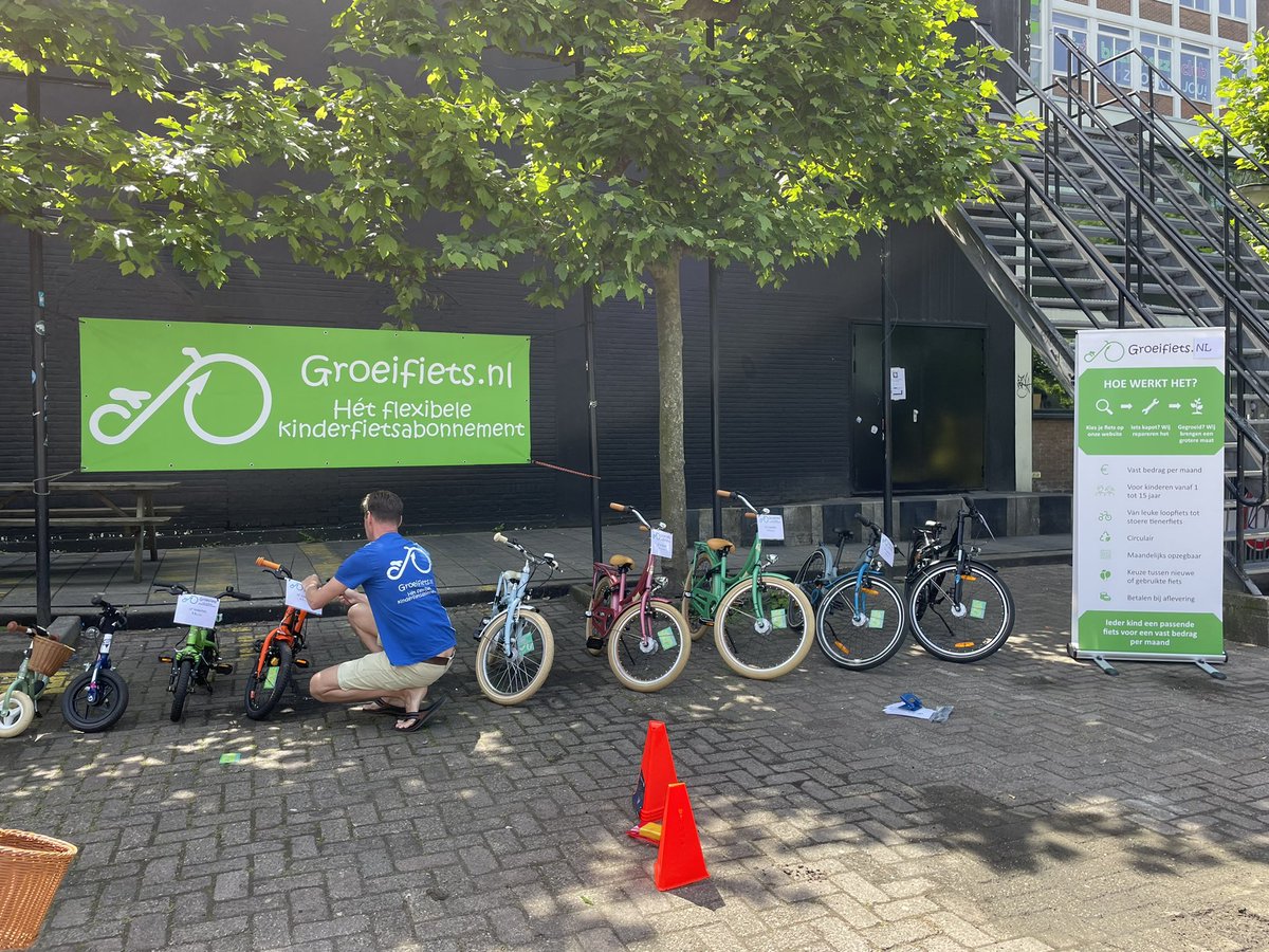 Rdam_opdiefiets's tweet photo. Het Festivalhart is geopend! Zien we je straks? #RotterdamRides
Het programma vind je hier: https://t.co/8m0FESQtxt https://t.co/K0NrxgYIH2