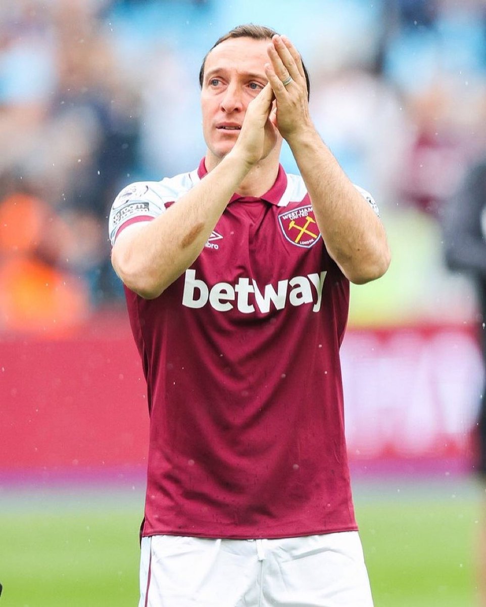 westham_latest's tweet photo. The last dance https://t.co/3VLYofYmtJ