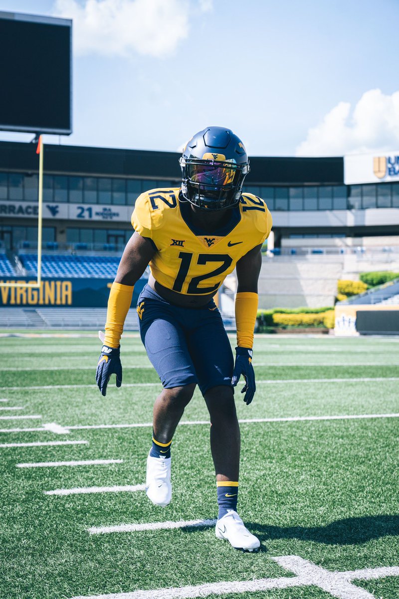 JAMES “THE APE” OWENS ✪ (@datboidifferent) on Twitter photo DO I LOOK GOOD IN A WVU UNIFORM? #GoFirst #WVU #TrustTheClimb #Mountaineers #WestVirginia 💙💛 <a href="/Backendcoach12/">ShaDon Brown</a> <a href="/mickeel_stewart/">Mickeel Stewart</a> <a href="/DrewCasa_/">Drew Casa</a> <a href="/NEVikingsFB/">Northeast Football Alumni</a> <a href="/Coach__RJ/">Coach RJ</a> DO I LOOK GOOD IN A WVU UNIFORM? #GoFirst #WVU #TrustTheClimb #Mountaineers #WestVirginia 💙💛 <a href="/Backendcoach12/">ShaDon Brown</a> <a href="/mickeel_stewart/">Mickeel Stewart</a> <a href="/DrewCasa_/">Drew Casa</a> <a href="/NEVikingsFB/">Northeast Football Alumni</a> <a href="/Coach__RJ/">Coach RJ</a>