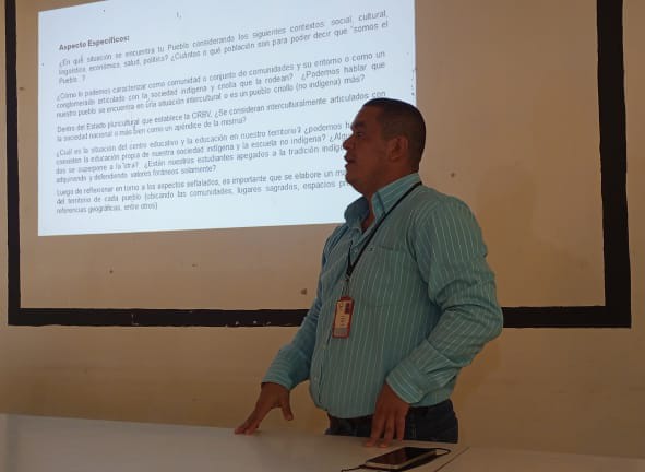 dgei_mppe's tweet photo. #20May Edo.#Falcon Municipio Los Taques, se realizó Formación de  Proyectos Educativos por Pueblos Indígenas.Dirigido  a los líderes indígenas, docentes, directores y supervisores. @MPPEDUCACION @WuikelmanAngelP @_LaAvanzadora @elianyspalmar1 @interculzefal @mppedgcurriculo 💪💪 https://t.co/xQ88dQXg8n