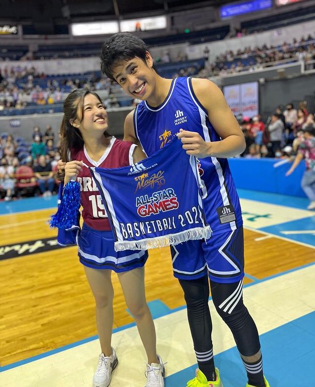 bellelieversofc's tweet photo. 220522 Belle Mariano IG Update!

“proud of you ! 🏀”

#BelleMariano @bellemariano02 https://t.co/Q9yg2yxJlo
