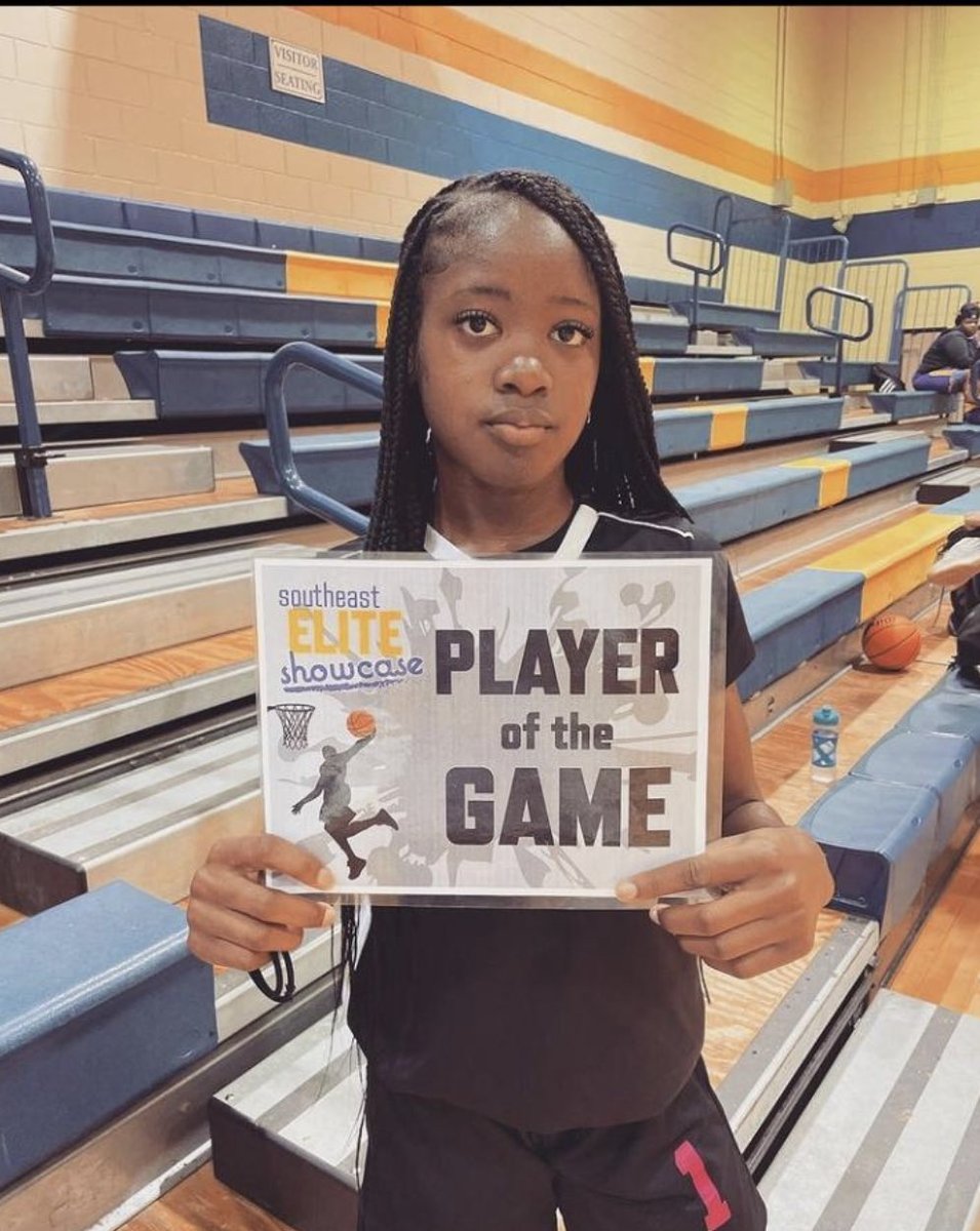 whiteknollwb's tweet photo. Future at White Knoll High School Girls Basketball is BRIGHT…Just the tip of the iceberg; wait until we peak to the mountain top! More young ladies to add to the platform…continue to strive for excellence on and off the courts! #WOLVESUNITED https://t.co/mGizg1QTZ7
