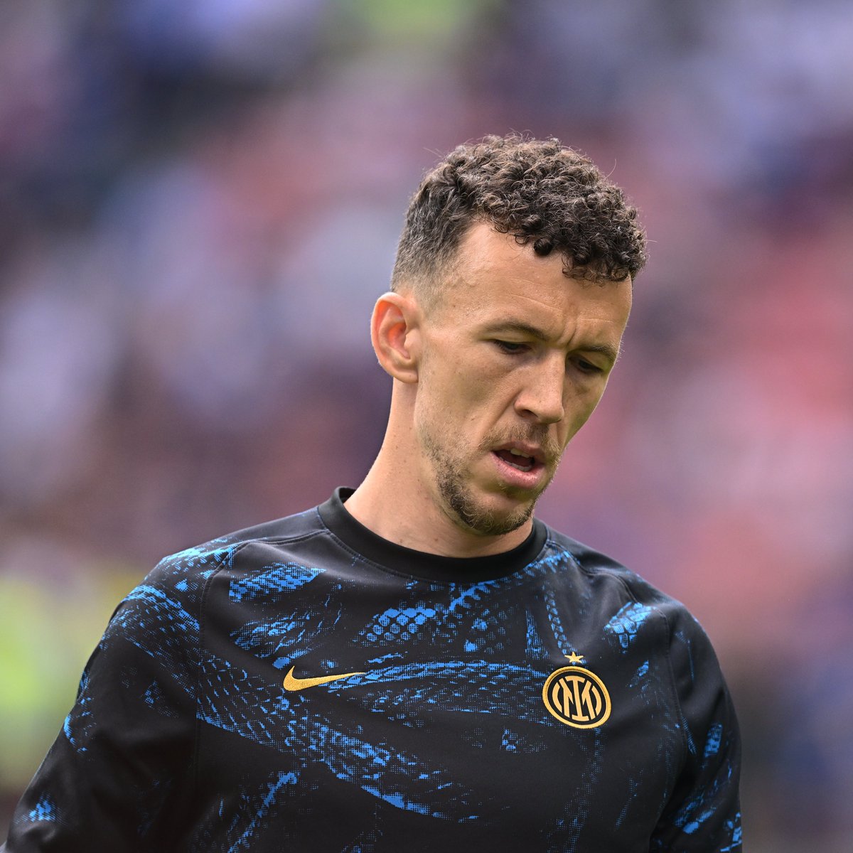 Inter's tweet photo. 💪 | RISCALDAMENTO

📸 Nerazzurri in campo per il warm up 🔥

#InterSampdoria #FORZAINTER ⚫️🔵 https://t.co/kaloeCQMO2