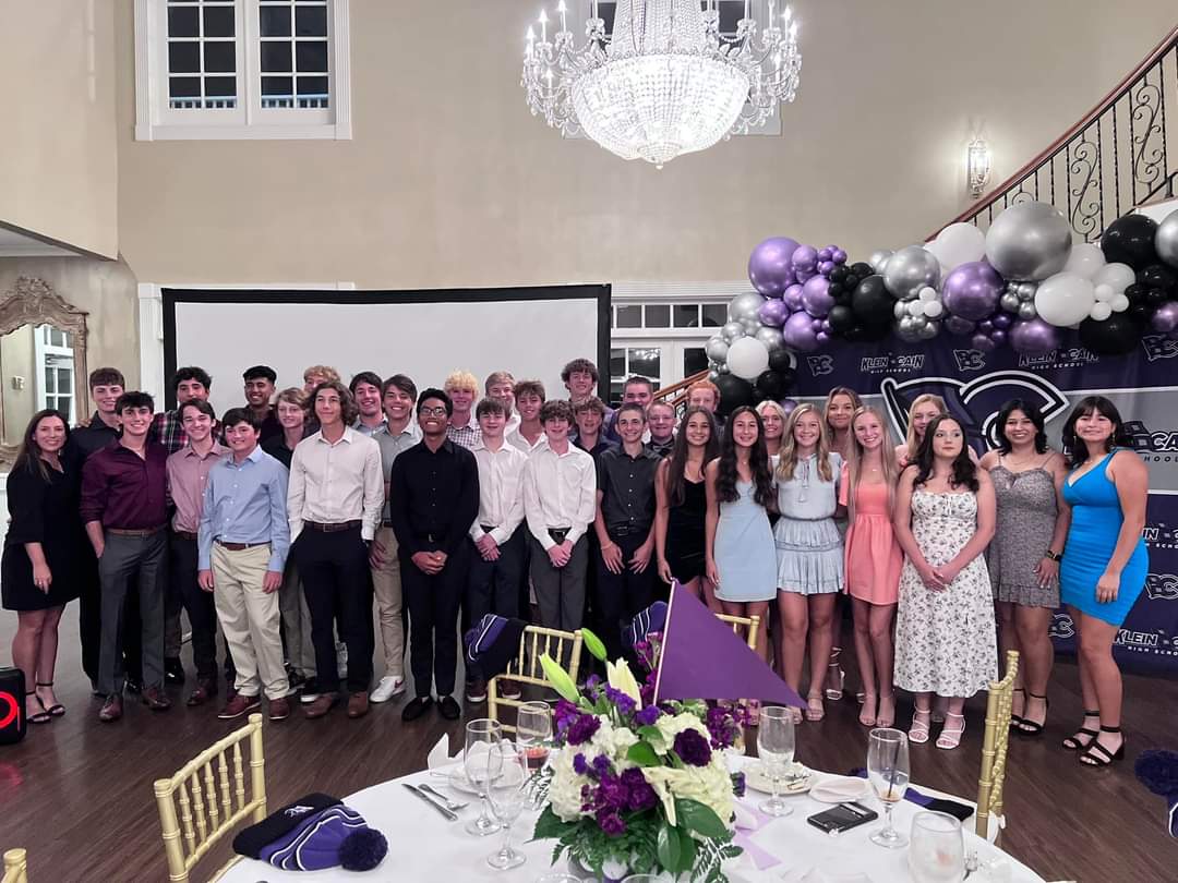 Great time at our team banquet on Friday! Class of 2022 Seniors you will be missed! Thank you for representing our program and school so well. 💜 #ReignCainForever