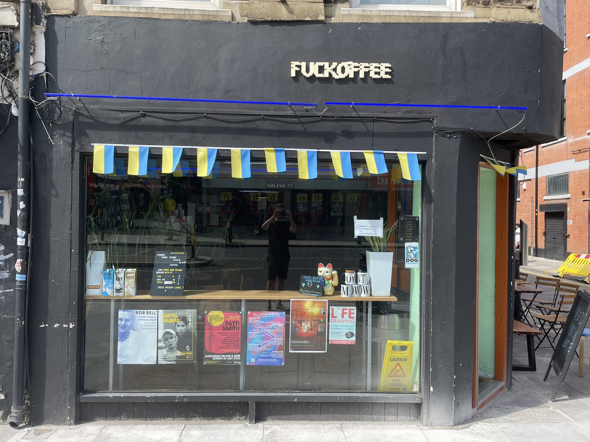 FTX3Oy_X0AAjm_J?format=jpg&name=large