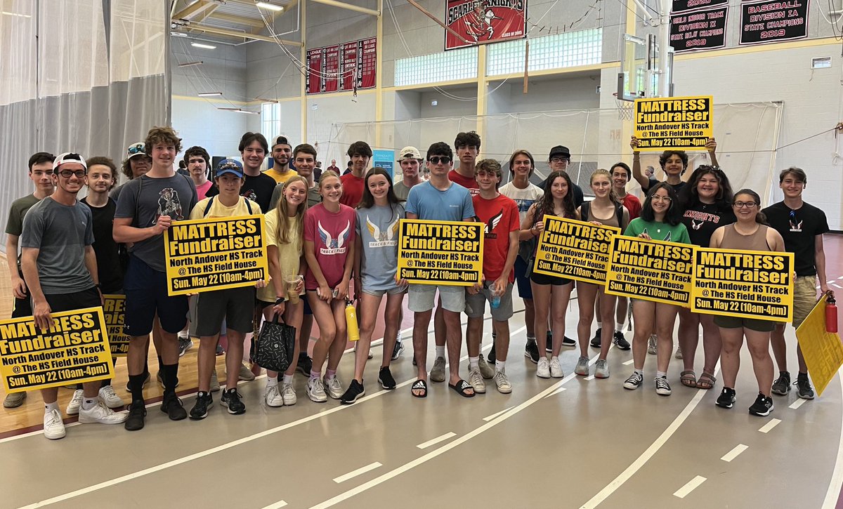 NAknightstrack's tweet photo. MATTRESS FUNDRAISER 

Big day at NAHS - our annual mattress fundraiser. Thank you to the Packard family for being our first customer!
⁦@KnightsNaaa⁩ ⁦@NA_Athletics⁩ ⁦@NAYouthCenter⁩ ⁦@chetjackson22⁩ ⁦@NASupt⁩ ⁦@GuarenteCoach⁩ ⁦@NAHS_DECA⁩ https://t.co/XAT31nRZlr