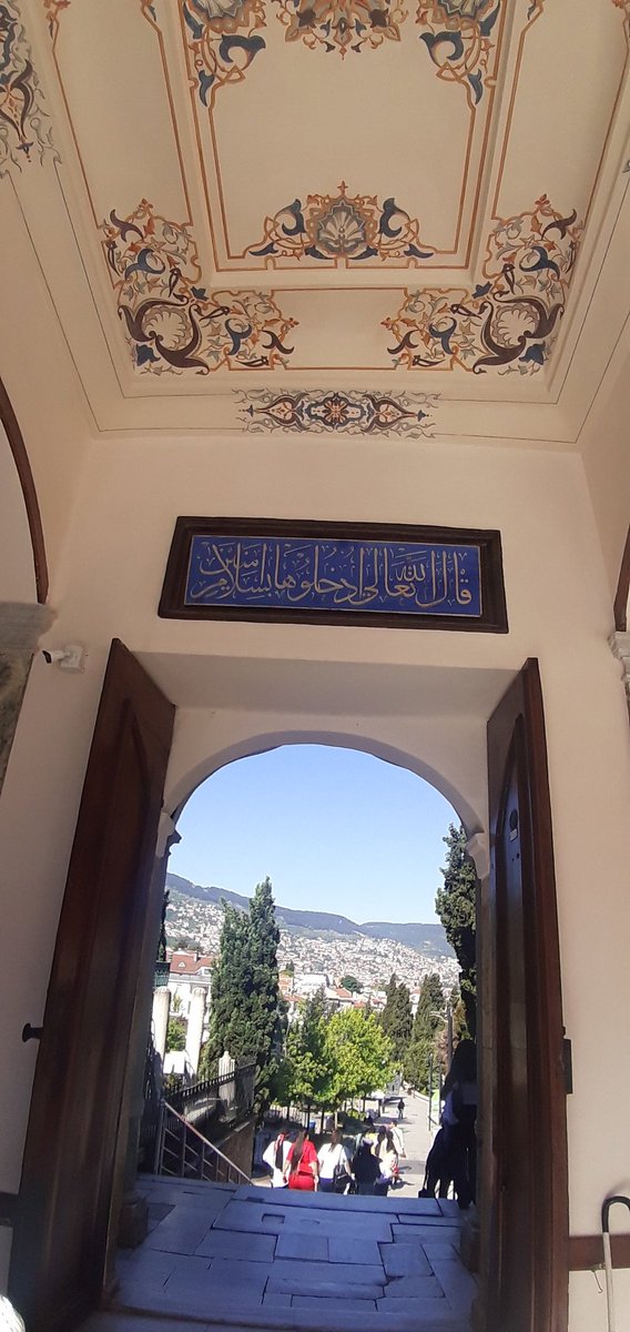 ustemizginn's tweet photo. Peygamber efendimizin soyundan gelip, Yıldırım Beyazid'ın torunu olan Emir Sultan cami ve türbesini ziyarette bulunduk.
@kasapoglu @recepalier @GSB_Denizli @GSB_KYGM @nuran_yetim @DeveciBehice https://t.co/eEHFAxF2YH