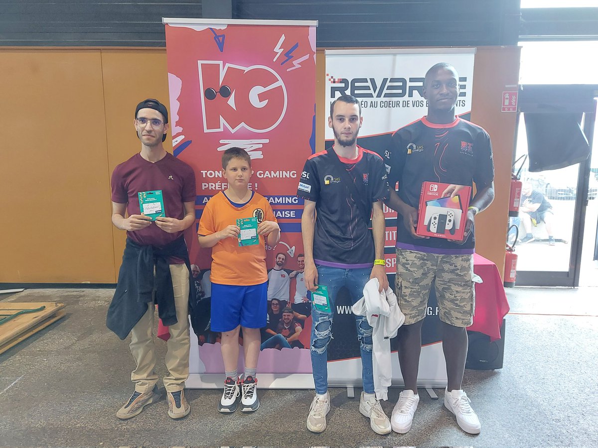 Bravo aux gagnants du tournoi FIFA de <a href="/KaioGaming/">Team Kaio</a> !

1 - <a href="/Kaio_AbdouBrown/">Kaio | AbdouBrown</a> 
2 - <a href="/KuuzyR7/">Thomas | Kuuzy</a> 
3 - Hugo
4 - Quaotic 

👏👏👏