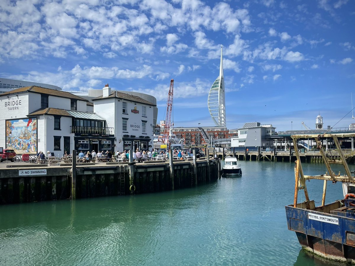 jofairwood's tweet photo. More sun as the forecast promised 😎☀️

#sunnysunday #sunday #portsmouth #oldportsmouth #photography https://t.co/f1Qj57j8QM