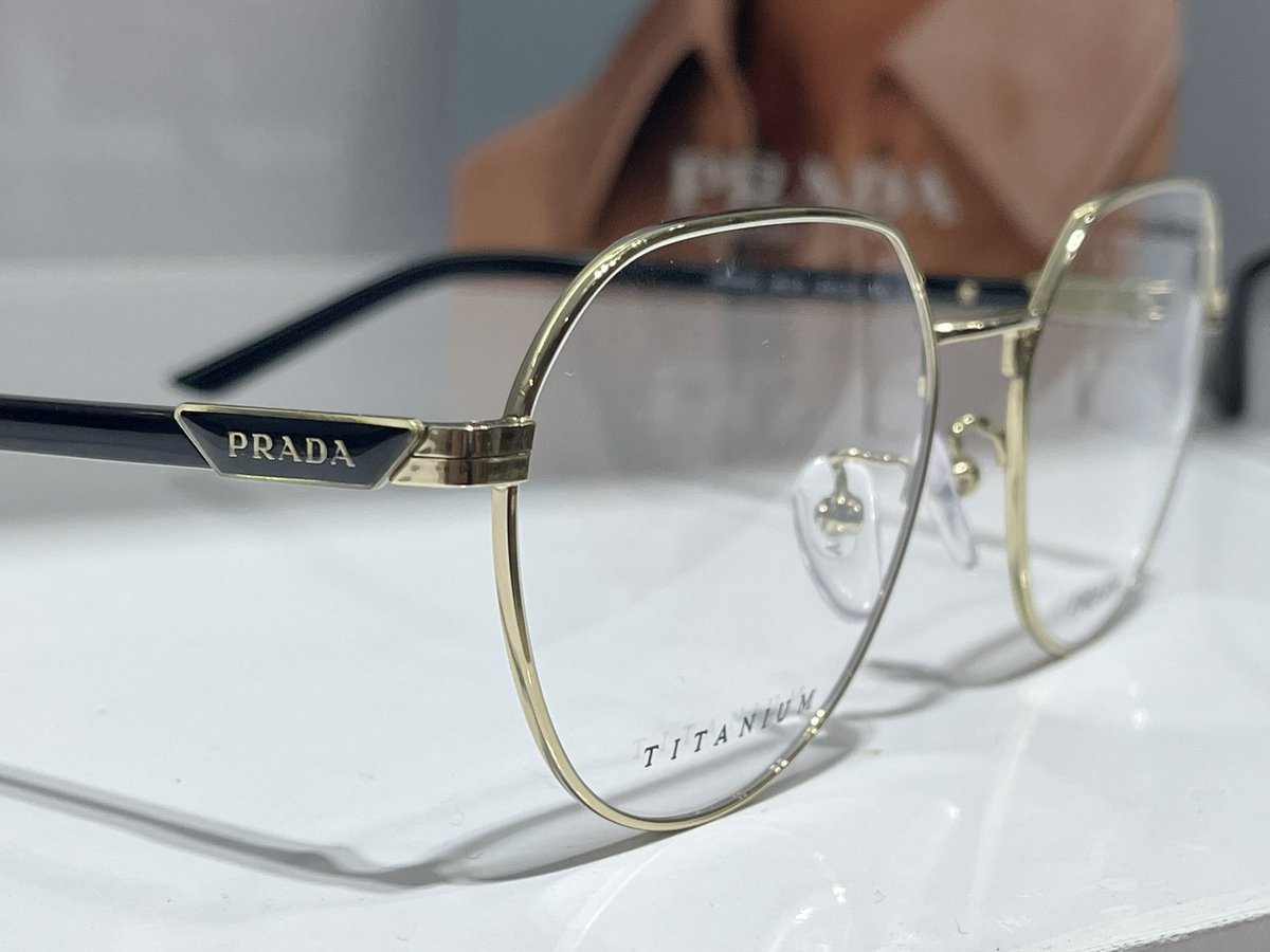 heaGow's tweet image. ฝากร้าน Prism : Optical Lab ที่ เซนทรัลลาดพร้าว ชั้น 3 ด้วยนะคับบบ ตรวจวัดสายตาโดยนักทัศนมาตร แว่นสายตาพร้อมใช้งาน เริ่มต้นที่ 2,990 บาทค้าบบบ