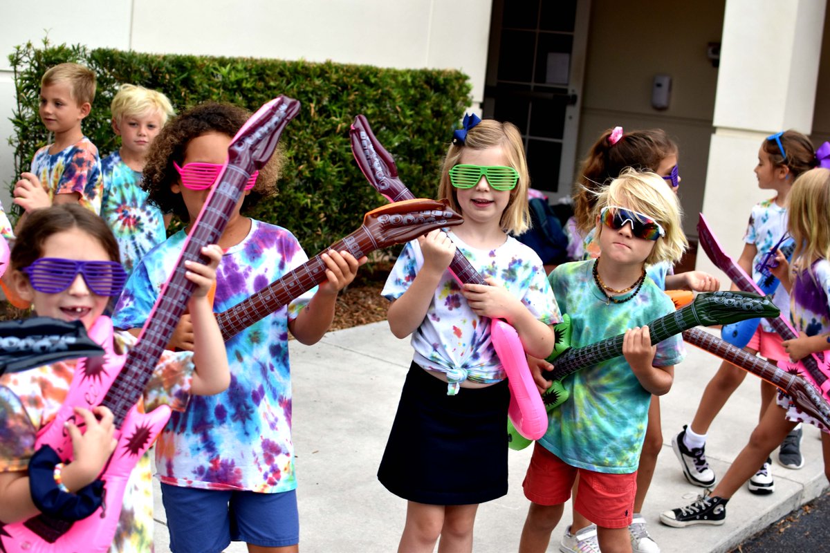 StEdsVero's tweet photo. When Mrs. Given's and Ms. Puttick's kindergarten students arrived for their last day of school on Friday all decked out in the tie-dye t-shirts they made during field day, they were greeted like 'first grade rock stars', red carpet and all!
https://t.co/WdGo2BlalU
#HowSESgrows https://t.co/nVL3SvSHC5