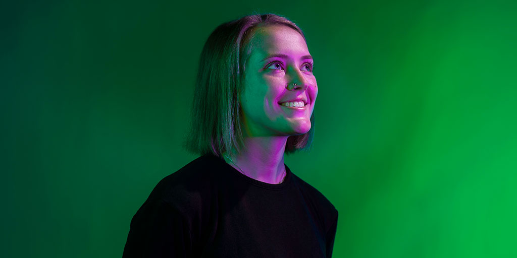 ClarkSchool's tweet photo. Madelyne Rossmann walks into a big exam buoyed by the knowledge that her #FearlessIdeas benefactors are betting on her success. That confidence pushes her through the arduous @UMDAero coursework and fuels her work with @wiaaerps. https://t.co/Cu3wwNNSey #PortraitsOfImpact https://t.co/YiCWPMuUp9