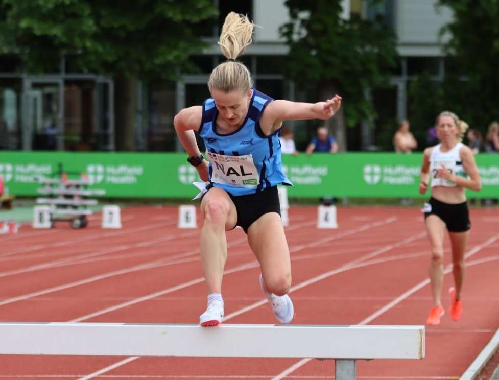 Nat_Ath_League's tweet photo. 11:05.01 for Sarah Short in the 3000m steeplechase #LIA22 https://t.co/3LOVlDPQqA