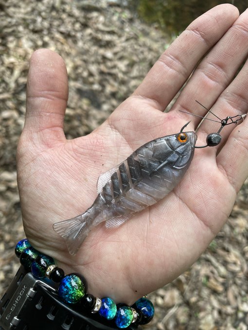 一誠 ギルフラット Jr のインプレ 立つ の姿勢でバスの捕食スイッチをロックオン 人気の釣れる釣り具はこれ 爆釣必須の道具選び