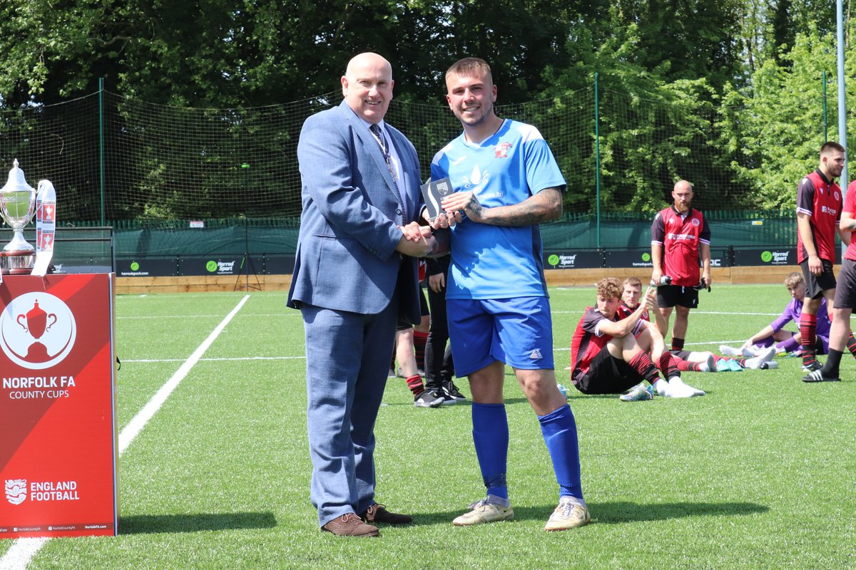 The Norfolk #SundaySenior Cup Final 2022 - Player of the Match.

James Bemrose - <a href="/longstrattonfc/">Long Stratton FC</a> 

Presented by Norfolk FA Chairman, Michael Banham.

#NorfolkFootball ⚽️