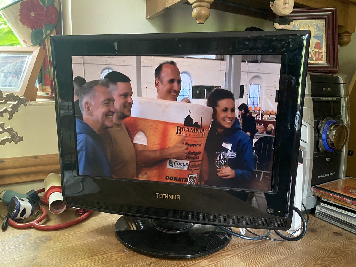 amd4_ann's tweet photo. I just can’t say how proud I am to know this man and nurse.He’s raised awareness about mental health& keeping active.I managed to catch is interview with Gabby Logan on BBC 2. #ManchesterRun @GabbyLogan @RoaringNurse Go Jo for @GWR & London marathon in Oct👌🤞🏃♂️ https://t.co/Pj4w8xT9wj