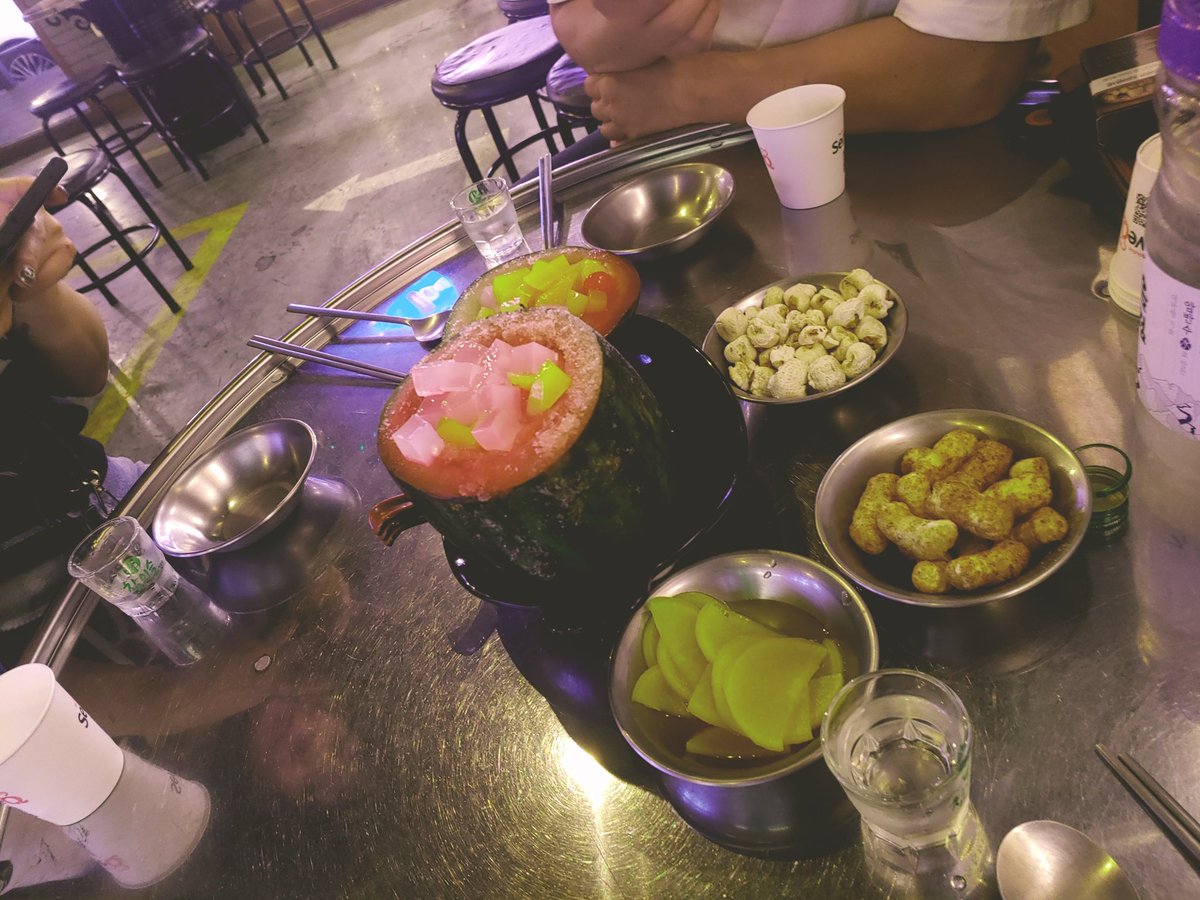 wonjusaneun's tweet photo. 5둴22일 일요일 지인 1 처음만난분1 
1차를 마시고 단구동에 있는포차 신선 메뉴 ㅋㅋㅋ  슬슬 취하네 https://t.co/yQ9WaRjQuX