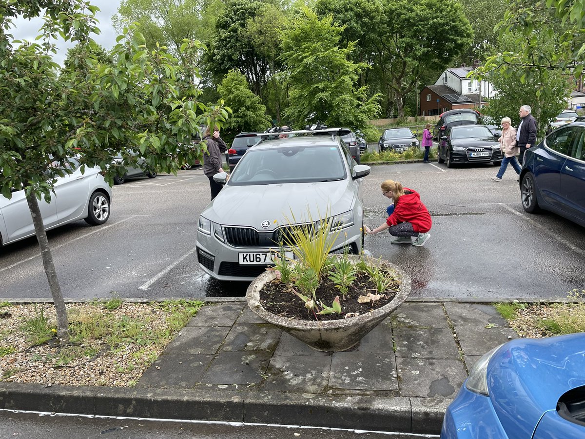 7thRamsbottom's tweet photo. Car washing down at Summerseat Garden Centre. All funds raised will help the Scouts heading to Switzerland in the summer for a trip to @KISC #Scouts #skillsforlife https://t.co/QwYNulprDz