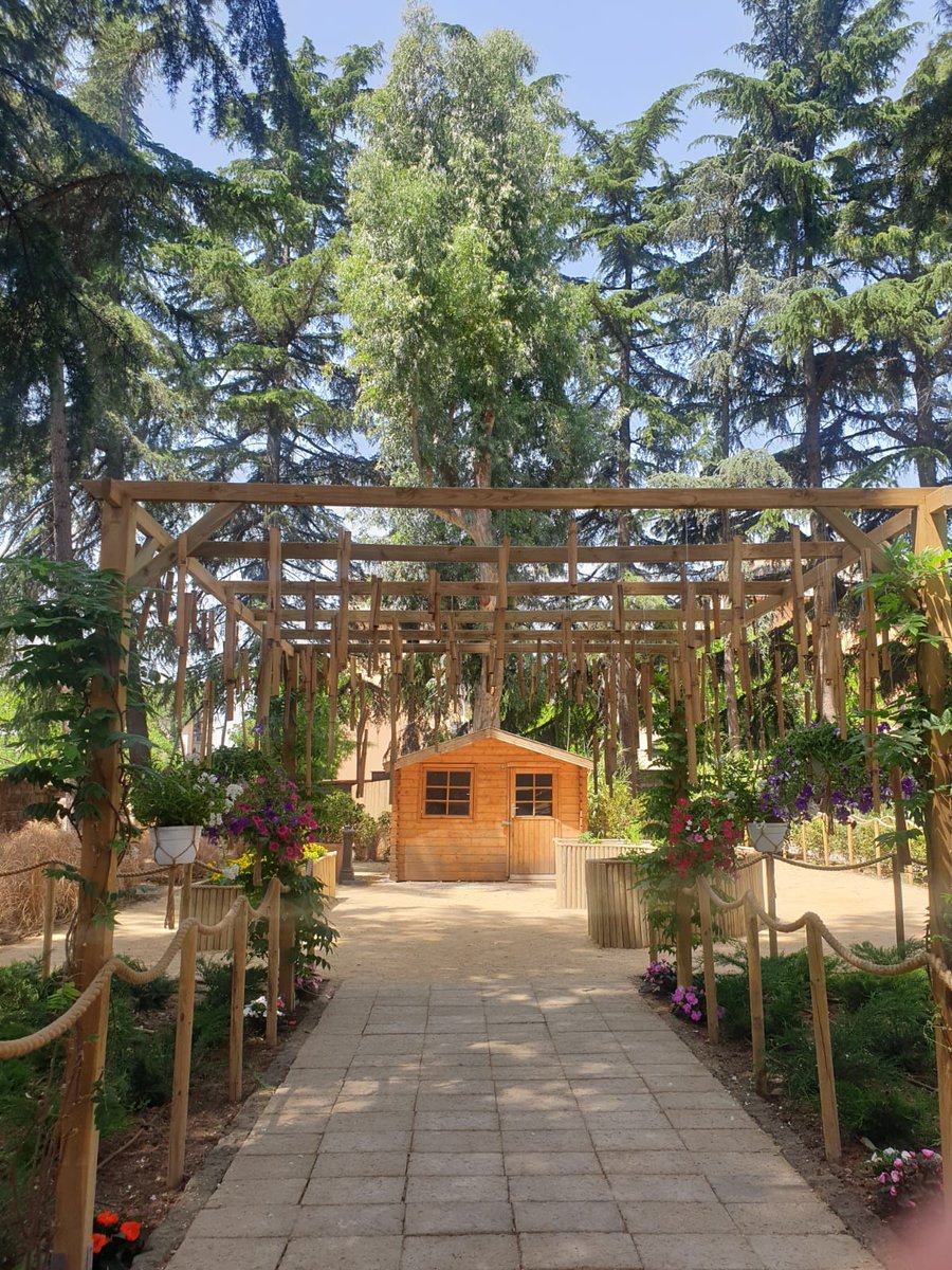 CortiledeiGenti's tweet photo. 🌱 Oggi siamo stati al Giardino Invisibile del @CR_SantAlessio, un vero e proprio percorso sensoriale realizzato con il contributo di @Confagricoltura, per prepararci insieme ai bambini ad un incontro speciale che ci sarà in Vaticano. 

Presto sveleremo di più!
#staytuned https://t.co/1tpwM89EkM