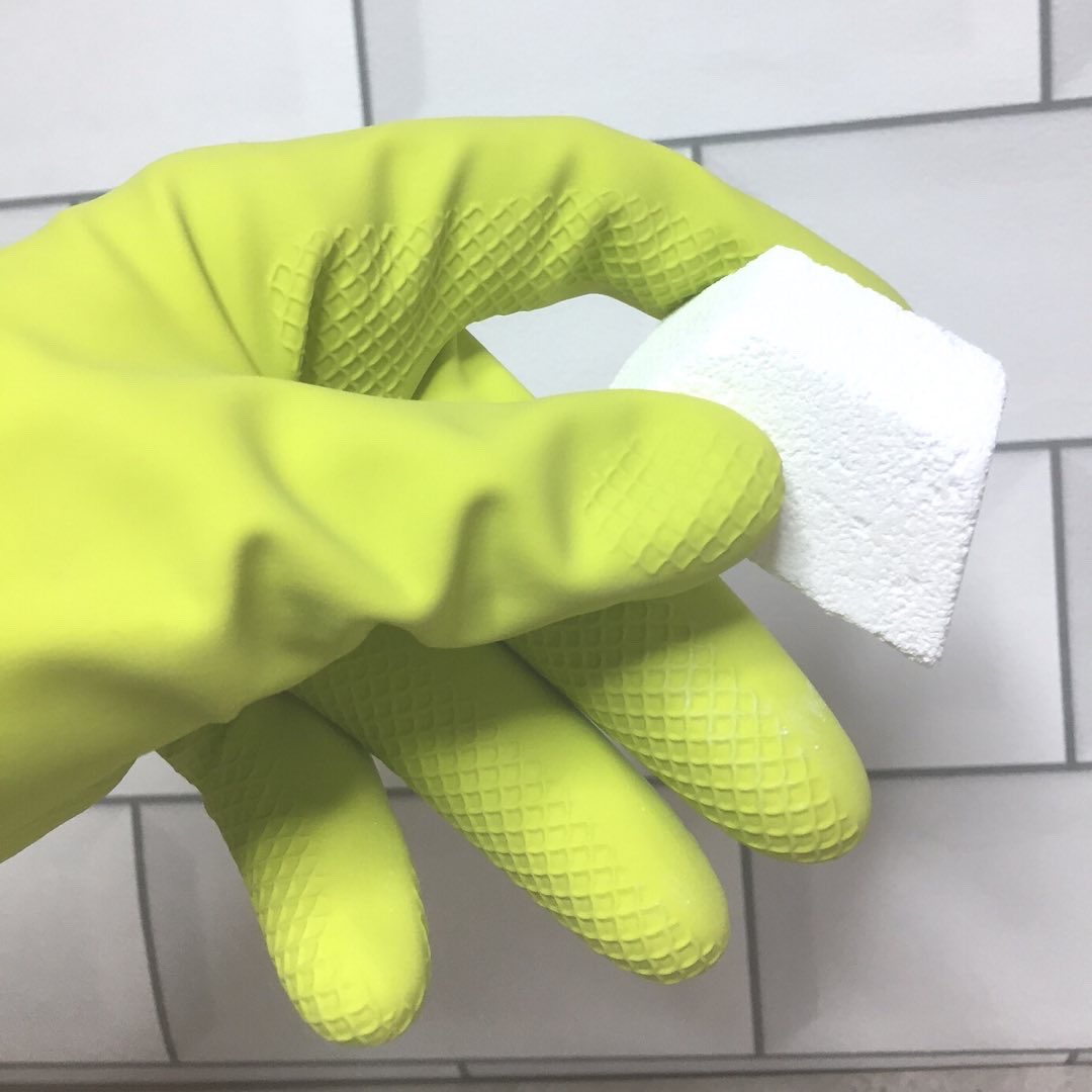 Do Zero Waste Rubber Gloves exist?
🌿🧤🌿🧤🌿

Starting ‘Toilet Fizzies’ was always about creating a plastic free, zero waste home, starting with the bathroom &amp; toilet.  These gloves were an absolute no brainier and such an easy swap.

#veganfriendly #plasticfree #zerowastehome