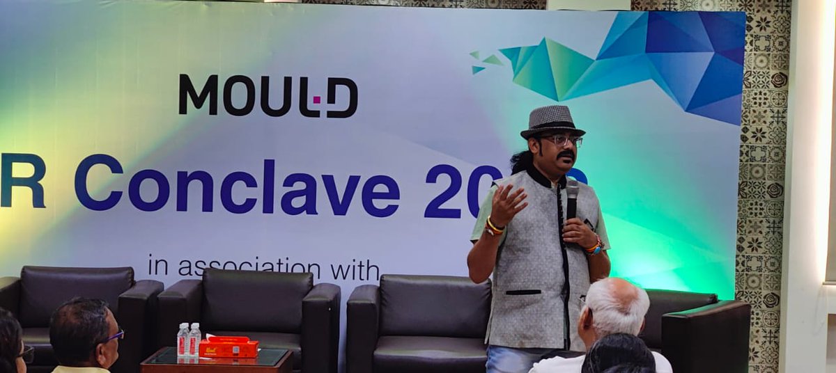ashishgakrey's tweet photo. TnQ for making it successful Physical HR Conclave by #MumbaiHRShapers @hr_shapers &amp; MOULD

@payal_nanjiani @YaminiKrishnan 
@sudeeptselot @ShouryaSays
#HRShapers #AshishGakrey #HRShapers2022 #HRShapers8Years #HRShapersPhysicalConclave #HRShaperGetTogether #HRShaperGetTogether2022 https://t.co/Tr2YAgjQSS