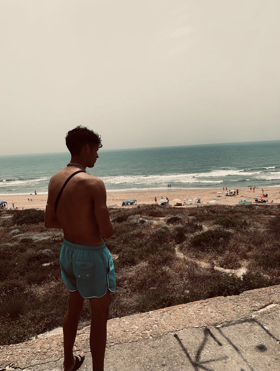 🌊