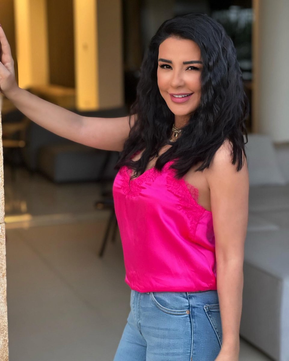 خاص- مفاجأة ماغي بو غصن بعد "للموت٢"
bisara7a.com/%d8%ae%d8%a7%d…
<a href="/MaguyBouGhosn/">Maguy Bou Ghosn</a>