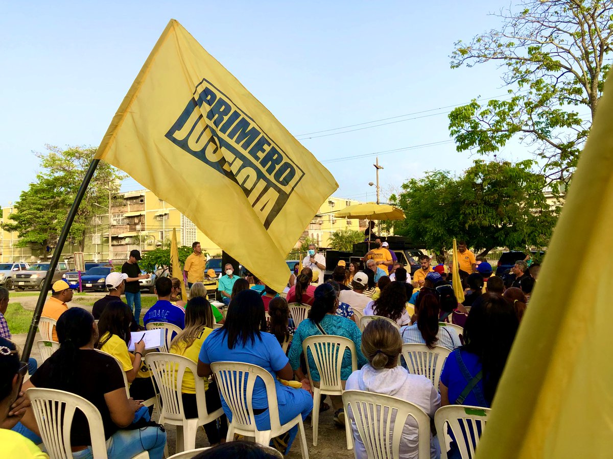 JuanPGuanipa's tweet photo. Venezuela no se va arreglar aceptando  migajas del chavismo, sino arrancándole nuestro país de sus garras.

Recuperemos la esperanza y convirtámonos en constructores de  libertad hasta que logremos la meta de ver a Venezuela libre.
  
¡Viva Guárico! ¡Viva Venezuela Libre! https://t.co/cWw0rF3XJF