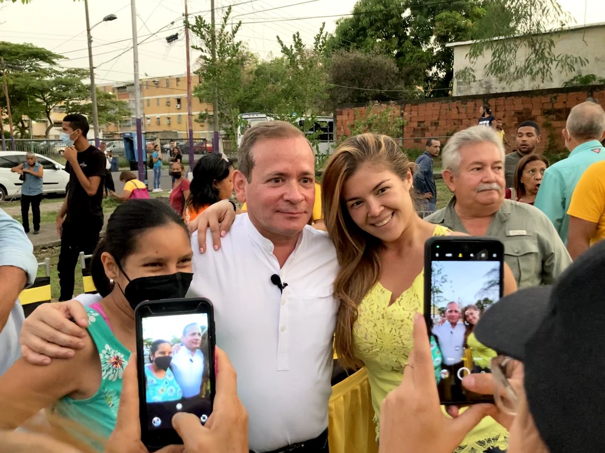JuanPGuanipa's tweet photo. Venezuela no se va arreglar aceptando  migajas del chavismo, sino arrancándole nuestro país de sus garras.

Recuperemos la esperanza y convirtámonos en constructores de  libertad hasta que logremos la meta de ver a Venezuela libre.
  
¡Viva Guárico! ¡Viva Venezuela Libre! https://t.co/cWw0rF3XJF