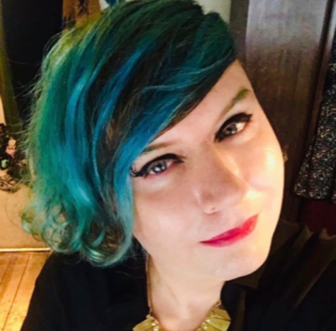 kittyscottage's tweet photo. Paul rocking their regular cut and colour #genderneutralhair #hair #hairhasnogender #inclusivehairstyling https://t.co/Jbdn7zcmb3