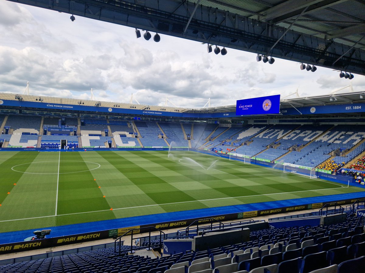 s10_ent's tweet photo. Started the week in another world and finishing it with the final home game of the season at King Power stadium with the visit of Southampton #LCFC #PreppedAndReady @johnledwidge @cslong14 @DaleHayward93 https://t.co/jsWqzVo2X8