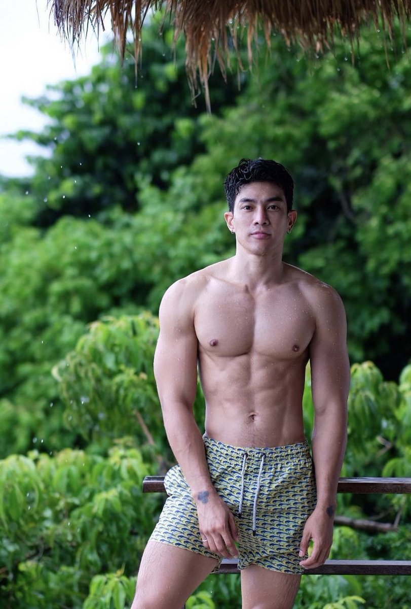 MR MR (@ansonleee) on Twitter photo 