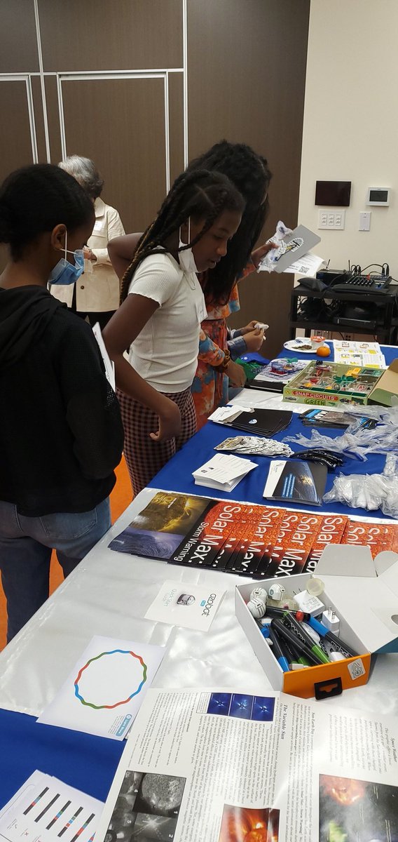 sysTEMic_flow's tweet photo. One of the best reaource tables that had a variety of information and activities to choose from! Thanks @MetrowestSTEM and @lbpurutyan for sponsoring our #futuresteminists and continuing to support us! #Boston #STEM #education #Partnerships #community https://t.co/z0OpSCDDtX