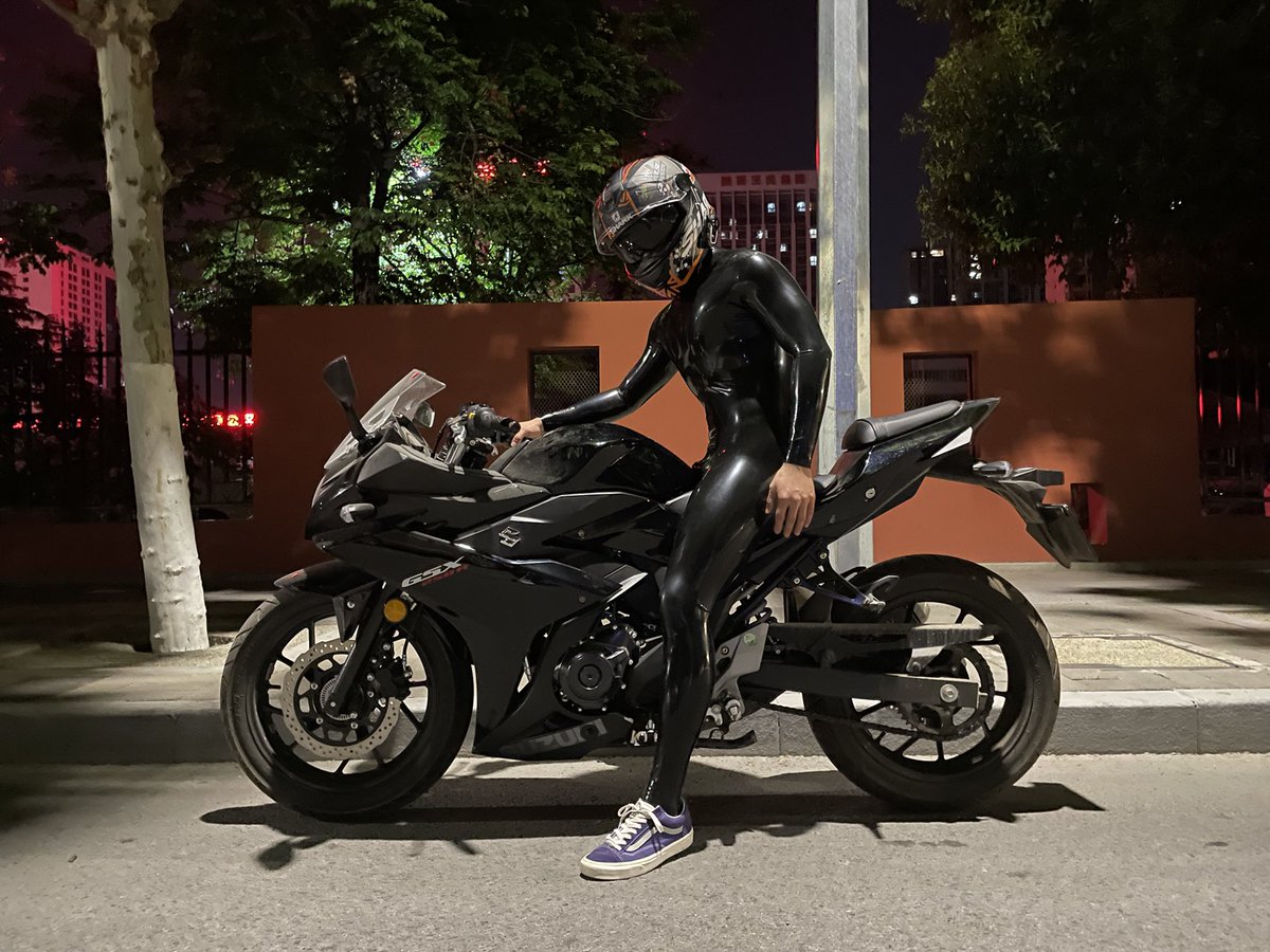 Rubber_GG tweet media