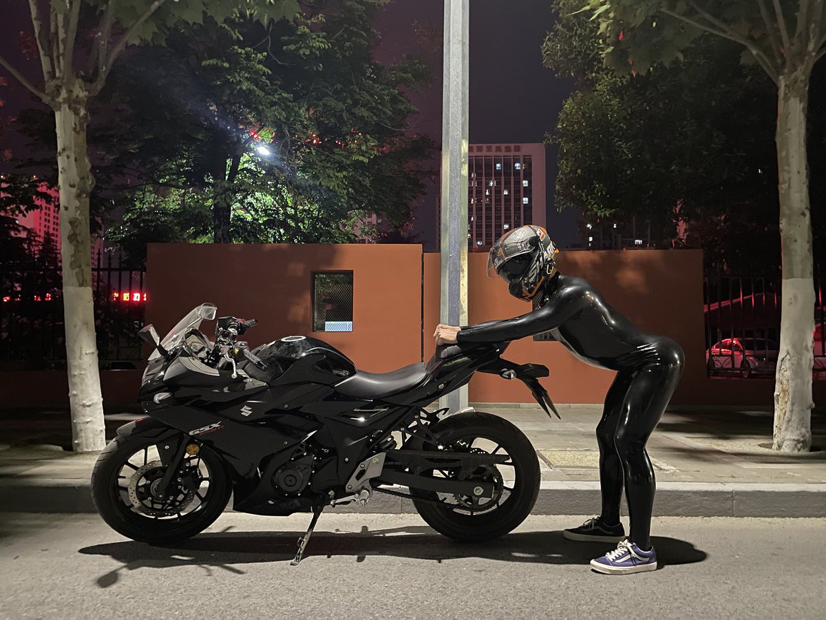 Rubber_GG tweet media