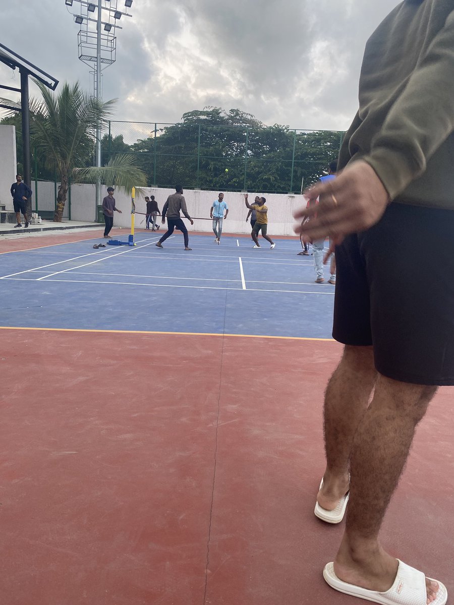 mithel_raj's tweet photo. @msrbommanahalli @CMofKarnataka 
A beautiful stadium facility has been created by our state government and our respected mla, but some drunkards come and misbehave they even havethreatened,they play with ball in badminton court and have broken the net.@BlrCityPolice @hsrlayoutps https://t.co/n10R7KhZVS