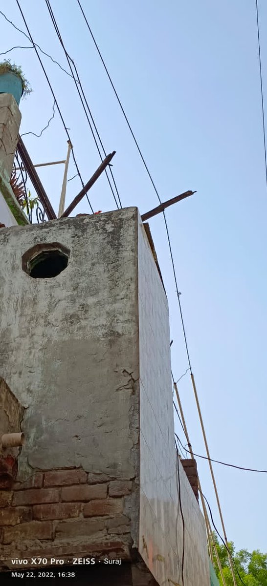 विधानसभा NIT - 86, वार्ड नं० 3 के गांव गौंछी में हमारे सामने वाले घर के ऊपर से बिजली की नंगी तार तार जा रही है, जिसकी ज्यादा ऊंचाई ज्यादा नहीं है, इससे बच्चों व अन्य लोगों को भी जान का खतरा है।
<a href="/cmohry/">CMO Haryana</a> <a href="/mlkhattar/">Manohar Lal</a> <a href="/Dchautala/">Dushyant Chautala</a> <a href="/Ch_RanjitSingh/">Ch Ranjeet Singh</a> <a href="/anilvijminister/">Anil Vij Ambala Cantt Haryana, India</a> 
<a href="/NeerajSharmaINC/">Neeraj Sharma</a>