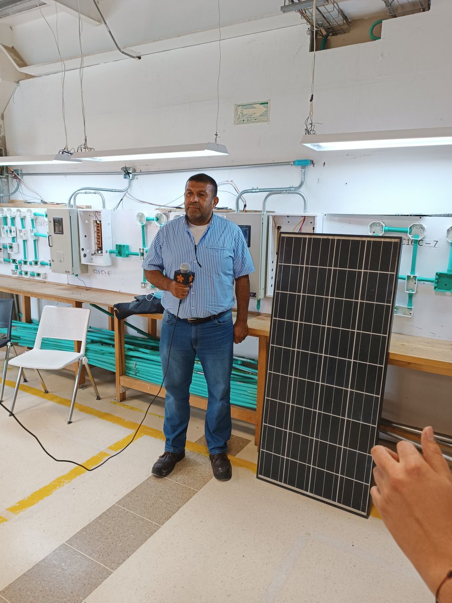 juliomerchan's tweet photo. Culminando con satisfacción y agrado una nueva capacitación sobre #sistemasfotovoltaicos a trabajadores oficiales del #SENA a nivel nacional. #SENACTCM @SENAComunica @andrealrg https://t.co/ilWM2QD2cp