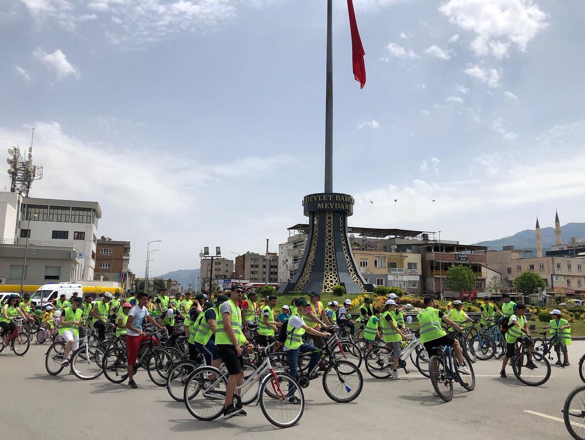 Türk Kızılayı Osmaniye Şubesi Olarak <a href="/1920yesilay/">Yeşilay</a>  nin 10. Bisiklet Turu Etkinliğine katılım sağlayarak Bisikletlerimizi Sağlık için Sürdük❤️💚 <a href="/gencyesilayoku/">OKÜ GENÇ YEŞİLAY KULÜBÜ</a> <a href="/genckizilayoku/">GENÇ KIZILAY OKÜ</a> <a href="/AbdullahEfe080/">Abdullah Efe</a> <a href="/muratyigit80/">Murat Yiğit</a> <a href="/kizilaykadin80/">Turk Kizilay Kadin Osmaniye</a> <a href="/YesilayOsmaniye/">Yeşilay Osmaniye</a> <a href="/kizilay/">Türk Kızılay</a> @drkeremkinik #yeşilay #kızılay