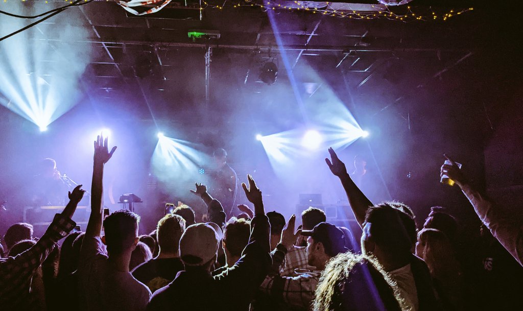 The Joiners (@joinerslive) on Twitter photo Right let's dropkick our way into this week...
Tues ⚡ @thisisaaronwest 🇺🇲 + <a href="/merexband/">ME REX 🪱</a> + @thenightmares666
Thurs ⚡ <a href="/employedtoserve/">Employed To Serve</a> + @burnermetal
Fri ⚡ <a href="/thatgirllloren/">LLOREN</a> + Guests
Sat ⚡ <a href="/puppyvybes/">Puppy</a> + <a href="/inhumannature/">inhuman nature</a> at Heartbreakers
Sun ⚡ <a href="/mc_lars/">mc_lars</a> 🇺🇲 + @ruledbyraptors Right let's dropkick our way into this week...
Tues ⚡ @thisisaaronwest 🇺🇲 + <a href="/merexband/">ME REX 🪱</a> + @thenightmares666
Thurs ⚡ <a href="/employedtoserve/">Employed To Serve</a> + @burnermetal
Fri ⚡ <a href="/thatgirllloren/">LLOREN</a> + Guests
Sat ⚡ <a href="/puppyvybes/">Puppy</a> + <a href="/inhumannature/">inhuman nature</a> at Heartbreakers
Sun ⚡ <a href="/mc_lars/">mc_lars</a> 🇺🇲 + @ruledbyraptors