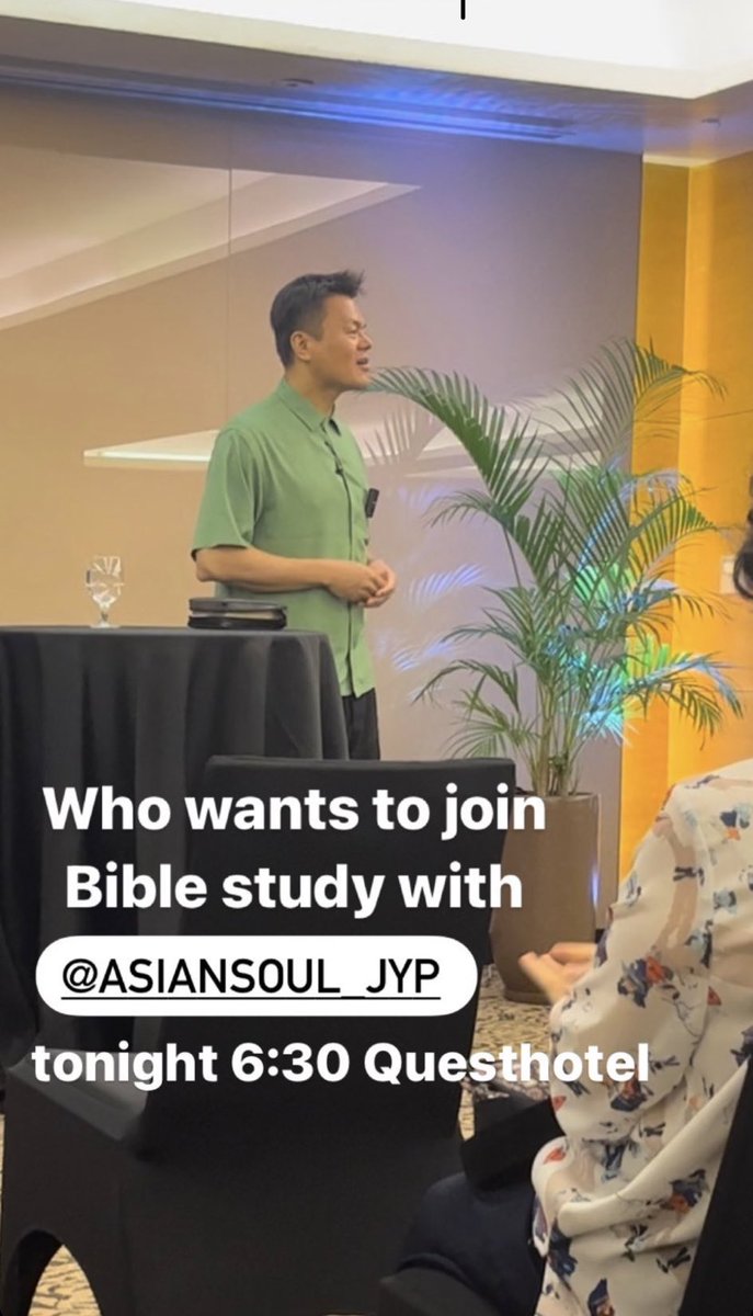 gunilsmenu's tweet photo. lrt jyp is in cebu to spread the word of god??????? 😭 https://t.co/oydB4pBnVp