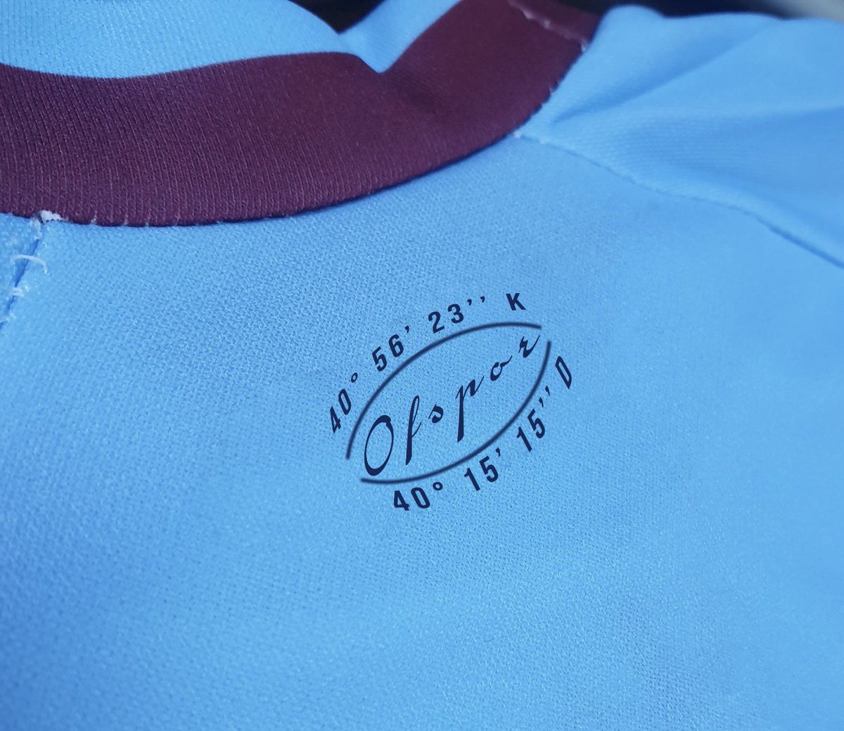 Kulübümüz yeni sezon formalarında maçlara gelmeyen taraftarlarımız için stadın koordinatlarını verdi!