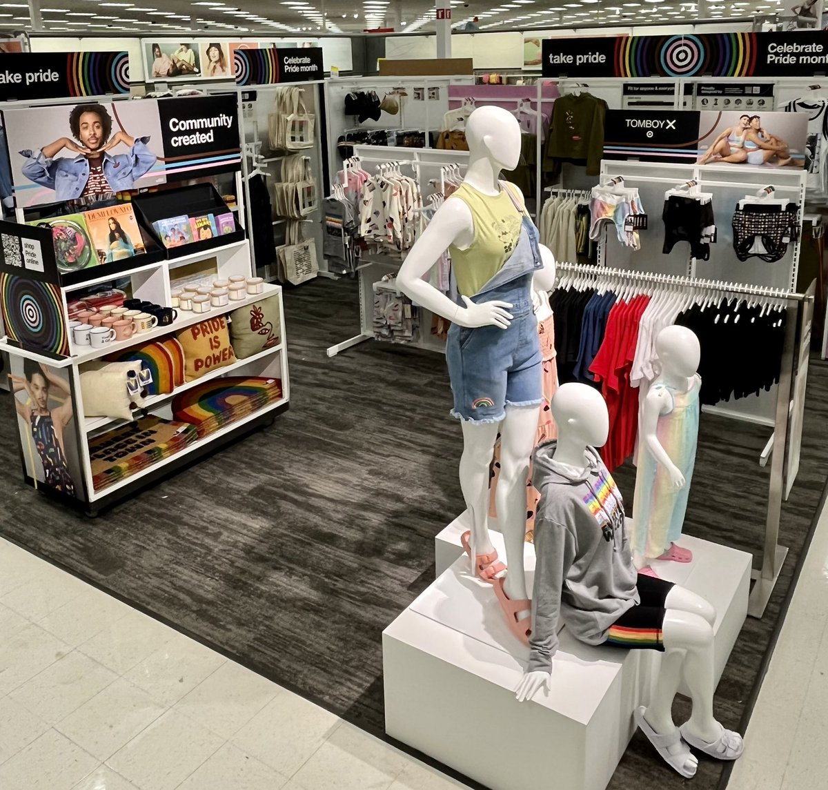 Elyssa from Target 🎯 tweet media