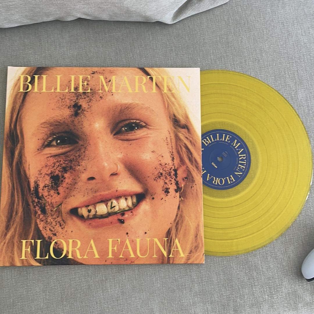 Sunday Morning trip to  <a href="/residentmusic/">resident</a> <a href="/BillieMarten/">Billie</a>