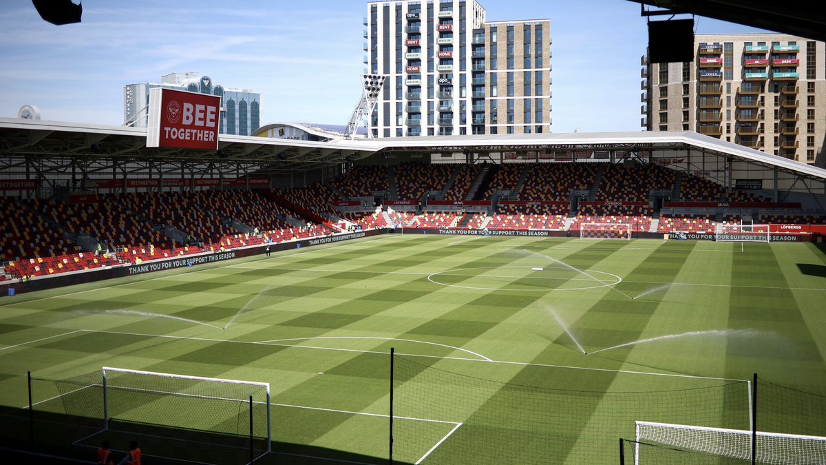 Leeds United tweet media